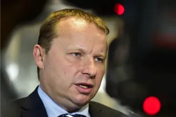 Vláda s Pochem nebude mít důvěru KSČM, řekl Filip. Prezident ho nicméně přijme