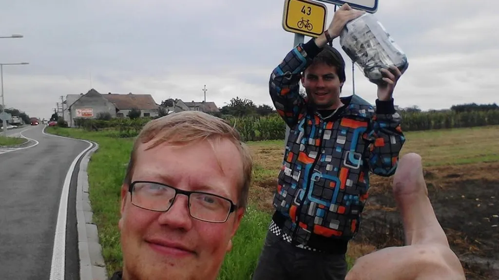 ZTePilí muži na cestách v cíli - v Lanžhotě