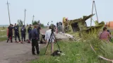 Zbytky trosek MH17