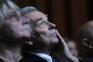 Zemřel Alois Švehlík. Hlas Nicholsona i osobnost Národního divadla