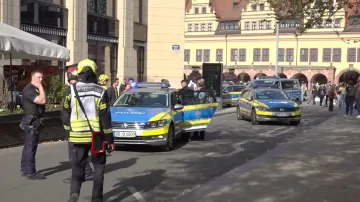 Policisté na místě činu v centru Lipska
