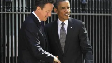 Barack Obama jedná s Davidem Cameronem