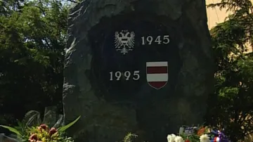 Památník obětem odsunu na Mendelově náměstí v Brně