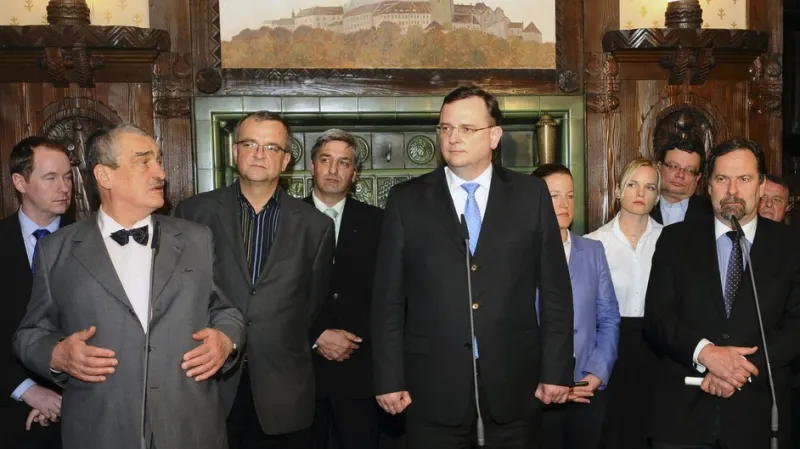 Tisková konference po jednání K12