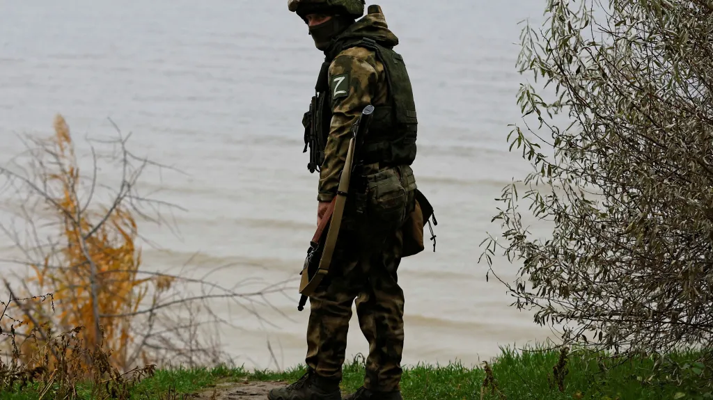 Ruský voják na levém břehu Dněpru