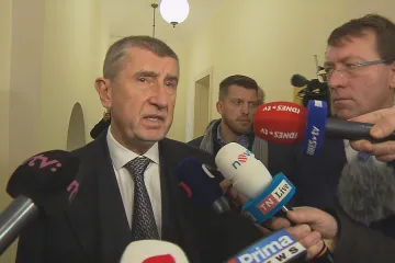 Podpis na listině k Čapímu hnízdu mohl podle znalce patřit Babišovi. Našel ale i rozdíly