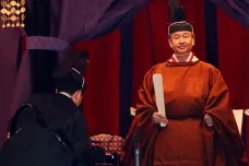 Nový japonský císař Naruhito oficiálně usedl na trůn. Obřad sledovali státníci z celého světa