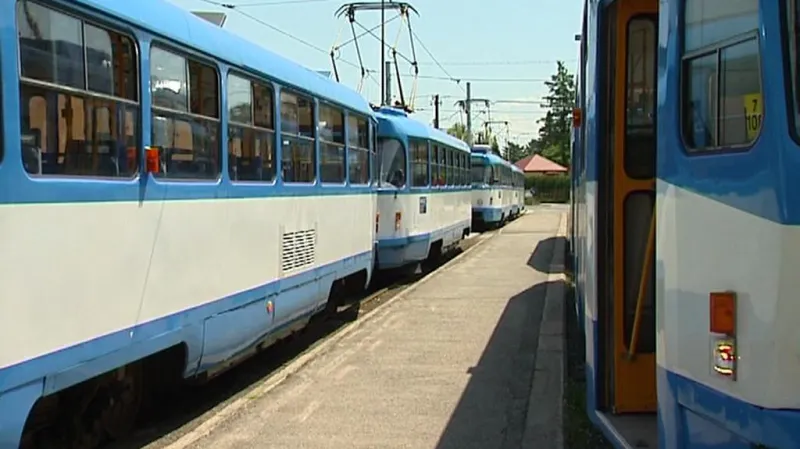 Ostravskou řidičku zlákal optický kabel.