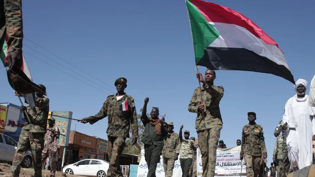 Súdánští vládní vojáci v ulicích Chartúmu, 31. 12. 2025