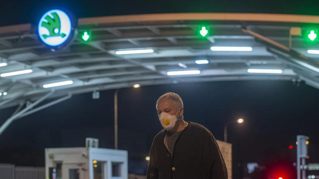 Škoda Auto prodlužuje odstávku výroby