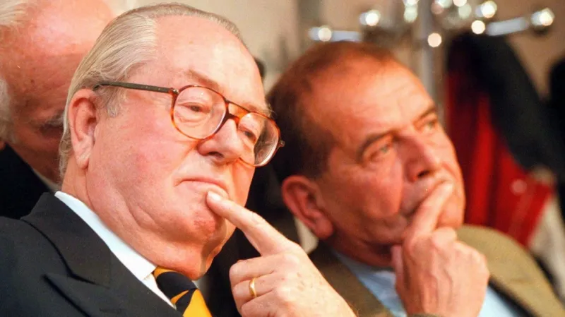 Jean-Marie Le Pen v roce 1999 při návštěvě Prahy