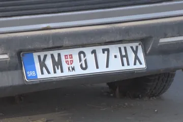 Kosovo od dubna nedovolí řídit Srbům se starou SPZ. Bělehrad to považuje za útlak