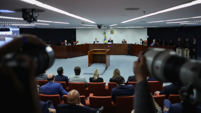 Zasedání brazilského nejvyššího soudu k případu exprezidenta Jaira Bolsonara