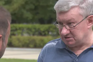 Oba se účastnili invaze v srpnu 1968. Oba dnes dělí odlišné pohledy i osudy