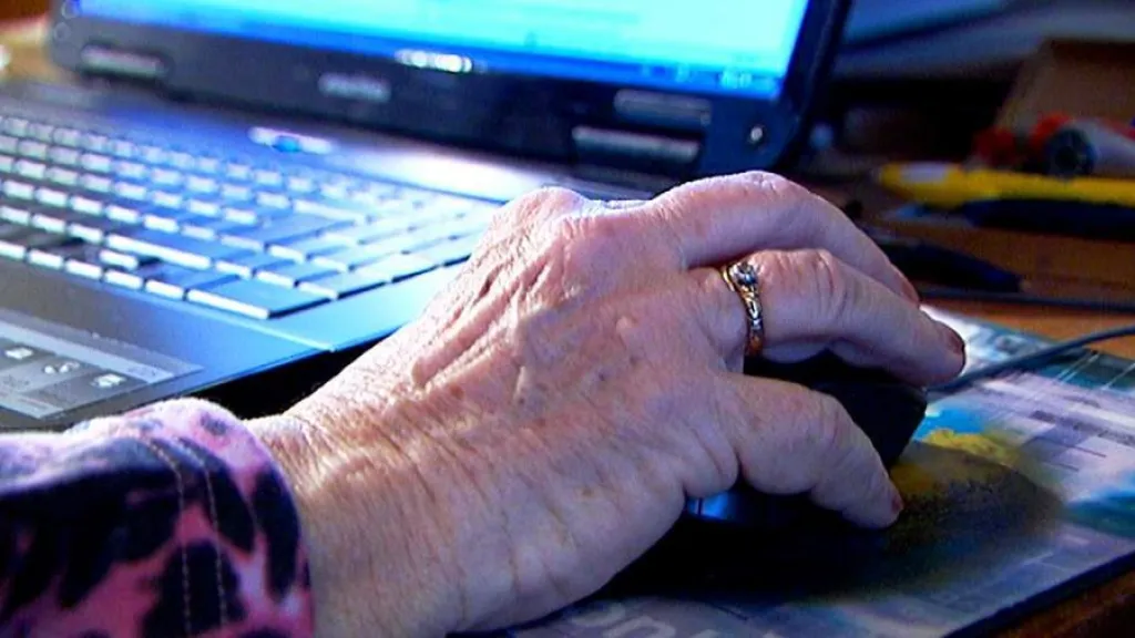 Studujících seniorů v ČR přibývá