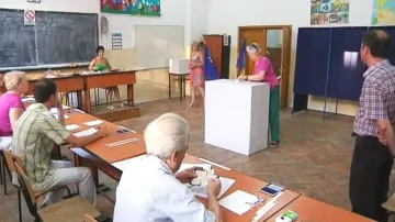 Rumunské referendum o prezidentu Basescovi