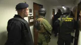 Vojenská policie v budově ČT