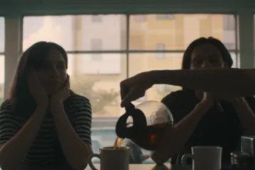 Klip týdne: NF se v novince vrací v čase