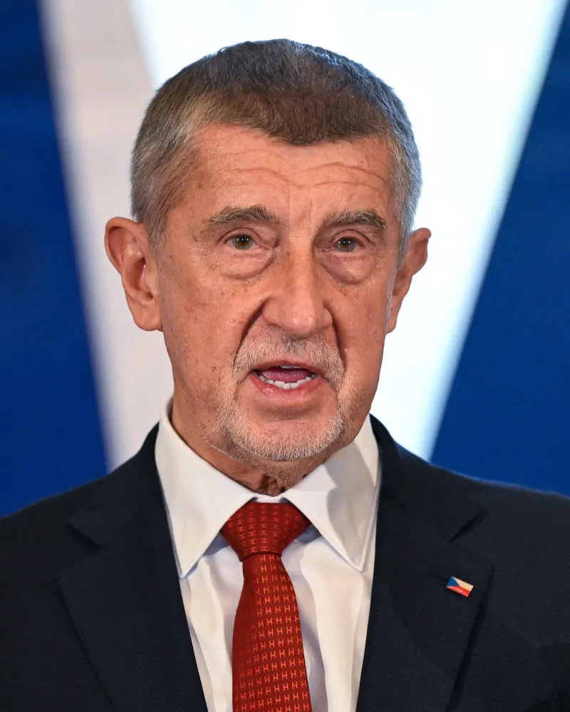 ANO v modelu Kantaru oslabilo, STAN drží druhé místo