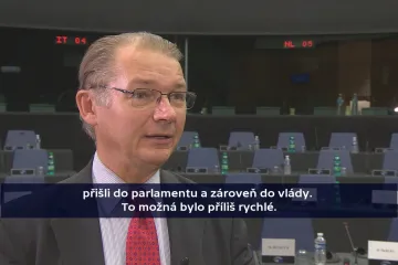 Češi mají Brusel za novou Moskvu. Co se stalo špatně? ptá se spolupředseda Zelených v EP