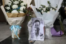 Smrt lékaře z Wu-chanu vzbudila v Číně kritiku, lidé volají po svobodě slova