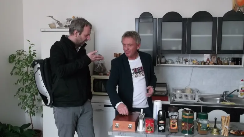 Režisér Ladislav Cmíral a Zbigniew Czendlik před natáčením Uchem jehly