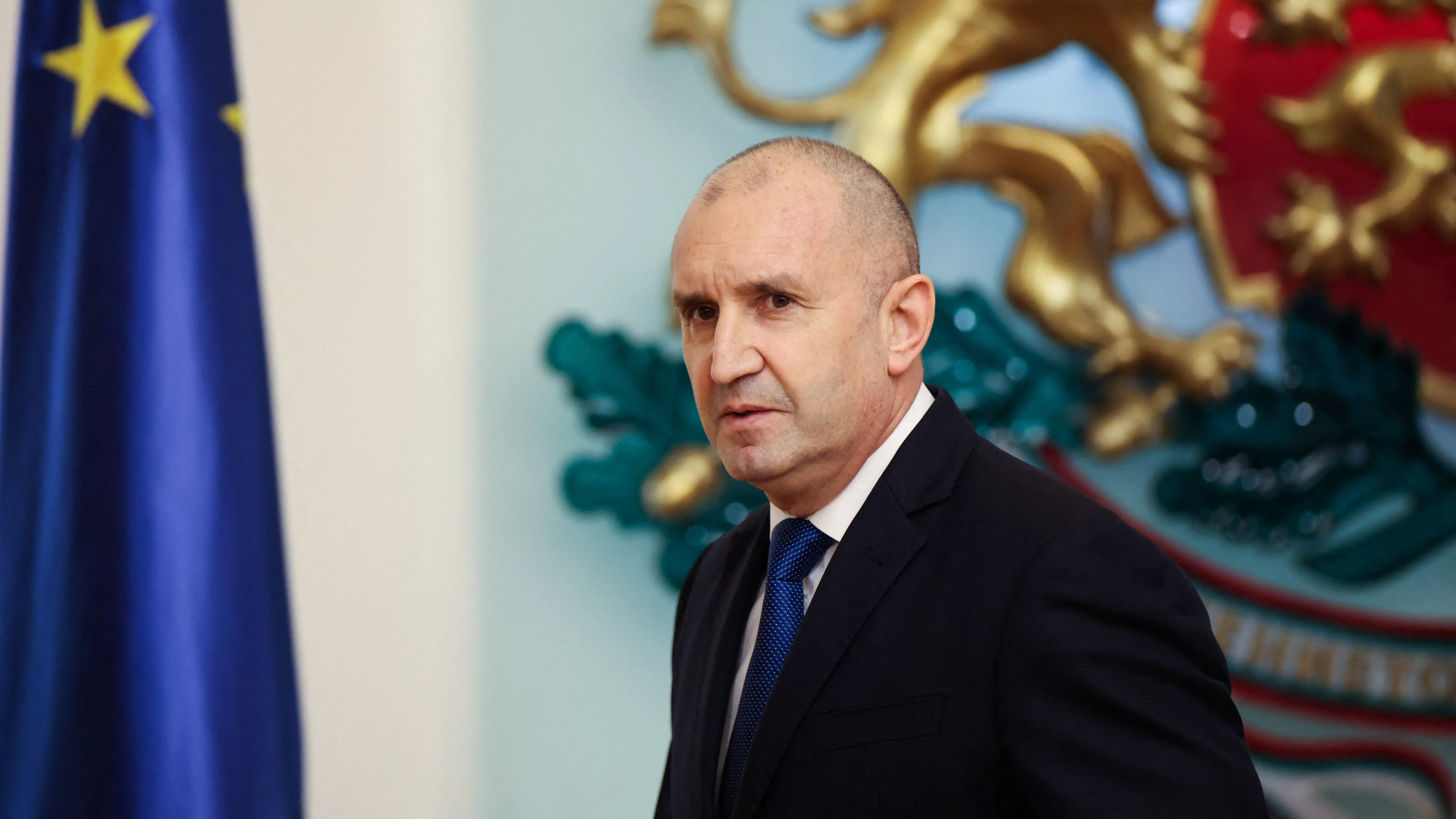 Bulharský prezident Radev oznámil, že podá demisi