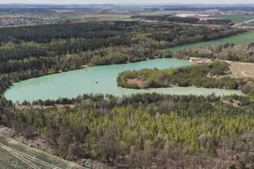 Stavebních surovin ubývá. O rozšíření těžby usilují firmy napříč Českem