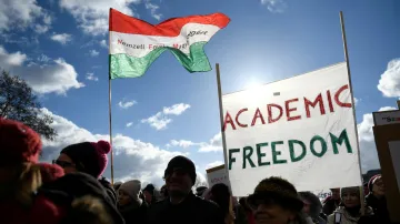 Protesty maďarských vědců