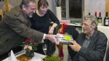 Ředitel ČTK Jiří Majstr, Petr Uhl a jeho manželka Anna Šabatová na křtu knihy Petra Uhla