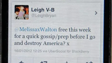 Osudná sdělení Van Bryana a Buntingové na Twitteru