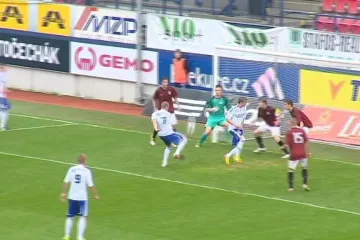 Devatenáctiletí fotbalisté Sigmy získali titul s královským náskokem