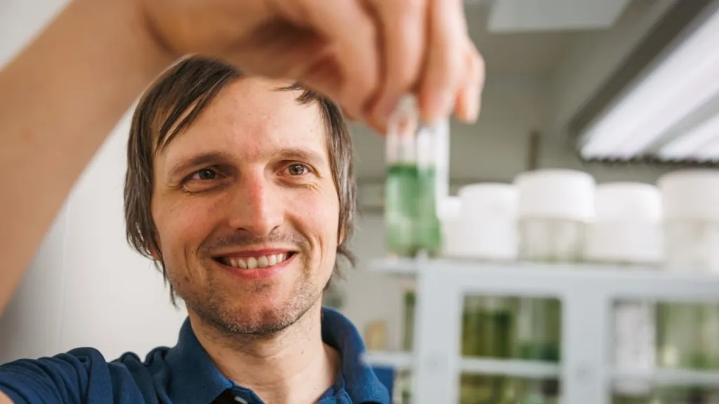 Petr Dvořák a nově objevené sinice