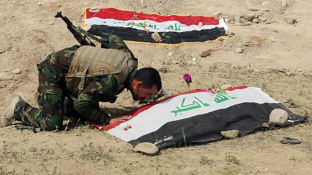 Místo nálezu údajného masového hrobu iráckých vojáků