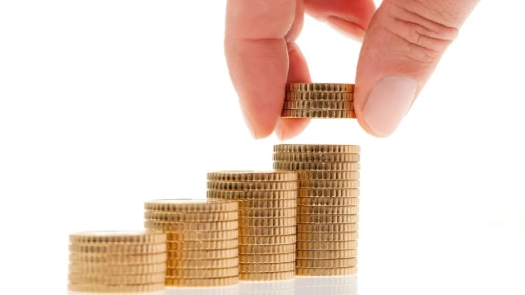 Na důchody mohlo být až dvakrát tolik peněz