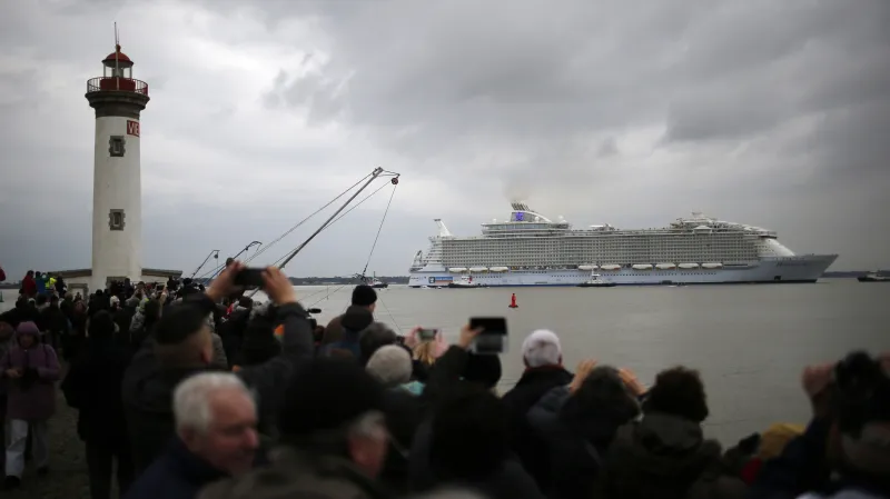 Výletní kolos se poprvé předvedl na otevřeném moři