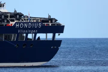 Počet případů hantaviru souvisejících s plavbou v Atlantiku vzrostl na dvanáct