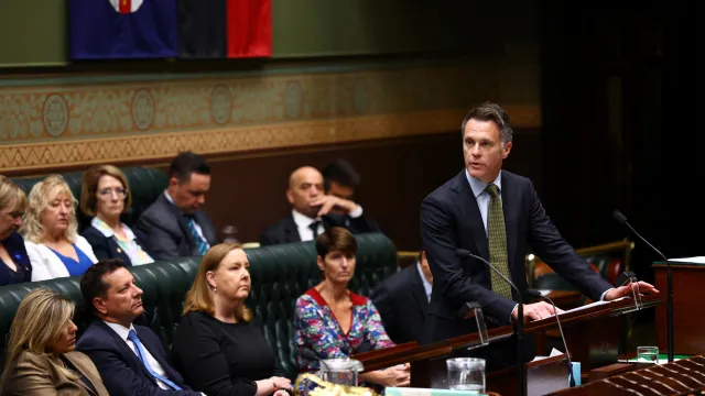 Australský státní parlament jedná o zpřísnění pravidel pro držení zbraní