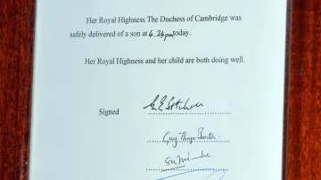 Oficiální oznámení narození královského potomka
