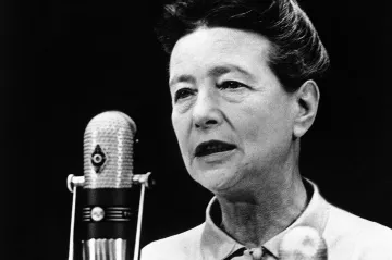 Simone de Beauvoirová se nenarodila ženou, ale myslitelkou. Její Nerozlučné se brání konvencím