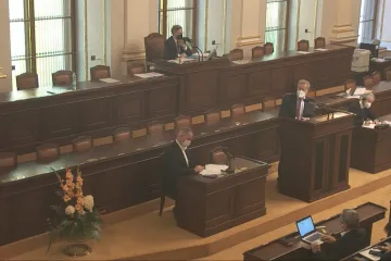 Poslanci vzali na vědomí zprávu vyšetřovací komise ke kauze Bečva. ANO bylo proti