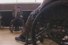 Balet na profesionální úrovni jde dělat i na invalidním vozíku