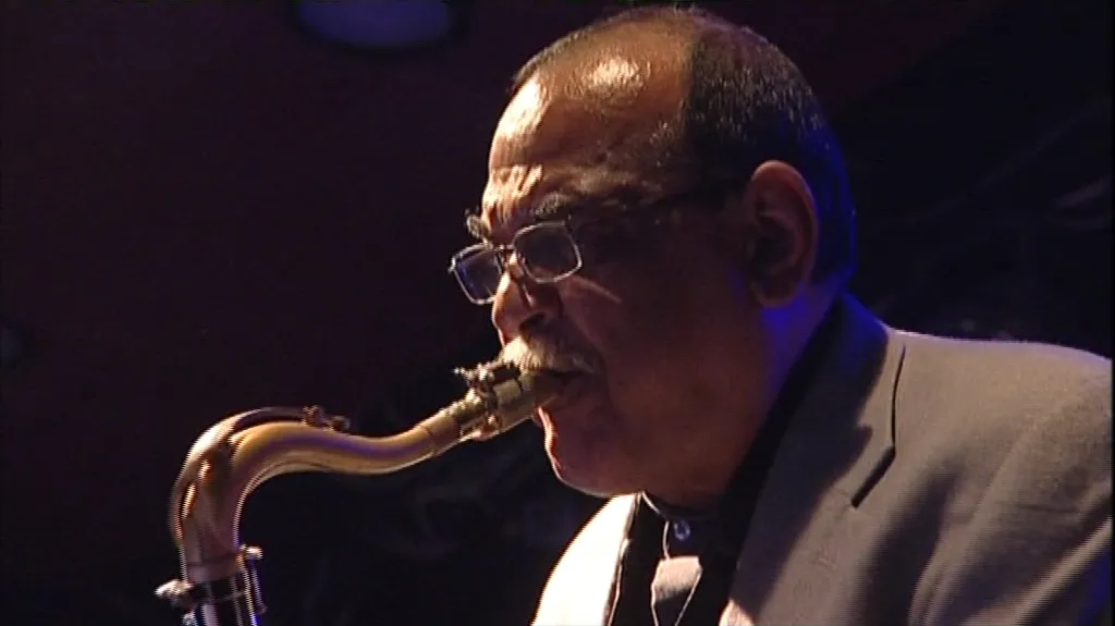 Ernie Watts