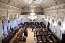 Poslanci podpořili rozšíření pravomocí České národní banky