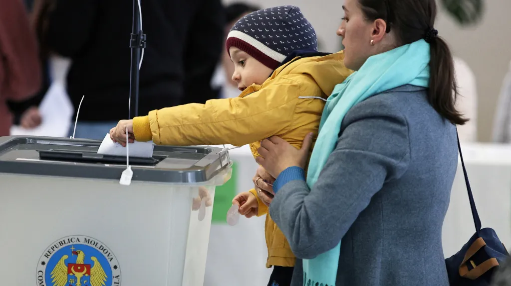 V Moldavsku se koná druhé kolo prezidentských voleb