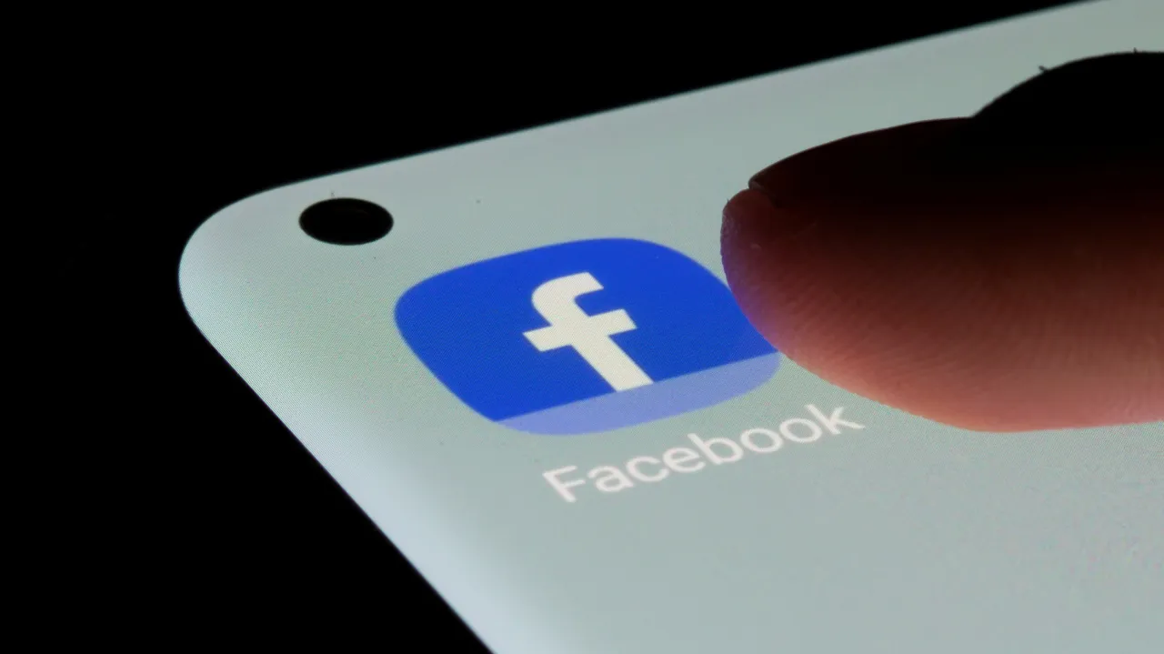 EK soudí, že návykový design aplikací Instagram a Facebook porušuje její pravidla