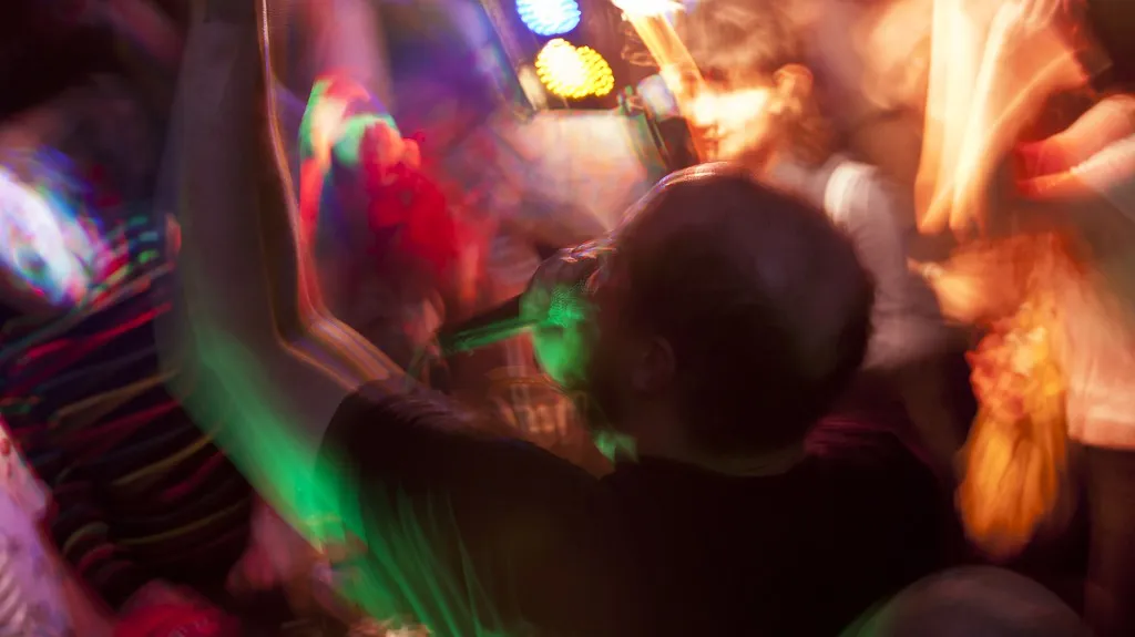 Dan Deacon v obležení publika