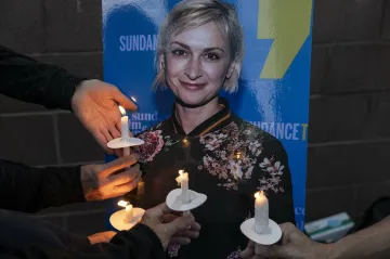 Na Baldwina a další filmaře míří žaloba kvůli neúmyslnému zastřelení kameramanky