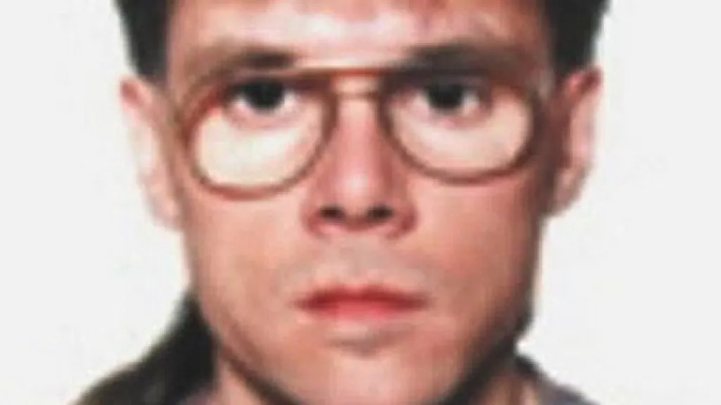 Policie pátrá po muži podezřelém z vraždy