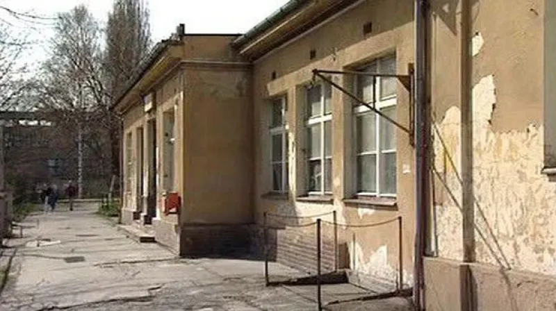 Karlovarské nádraží